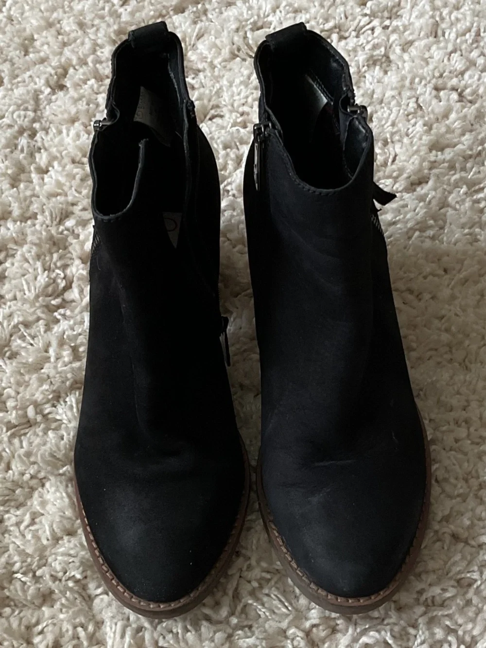 🐣Blondo Nina Whipstitch Waterproof Black Suede Bootie - size 8 - Picture 2 of 8
